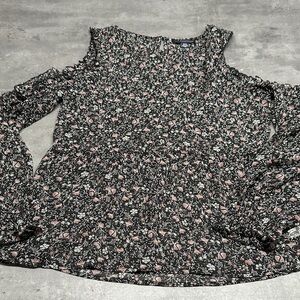 American eagle Floral Black and Pink Women's Top